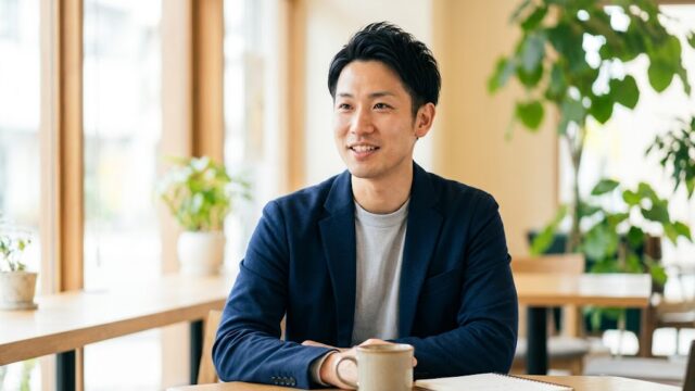 社会人で彼女が欲しい！出会いがないと悩む男性向け実践ガイド