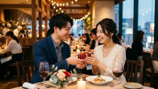 社会人の彼氏が喜ぶ！1年記念日プレゼントの選び方と予算相場